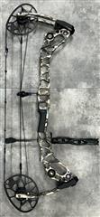 Mathews Halon 6 RH Compound Bow - Draw Weight 70lbs - Draw Length 31